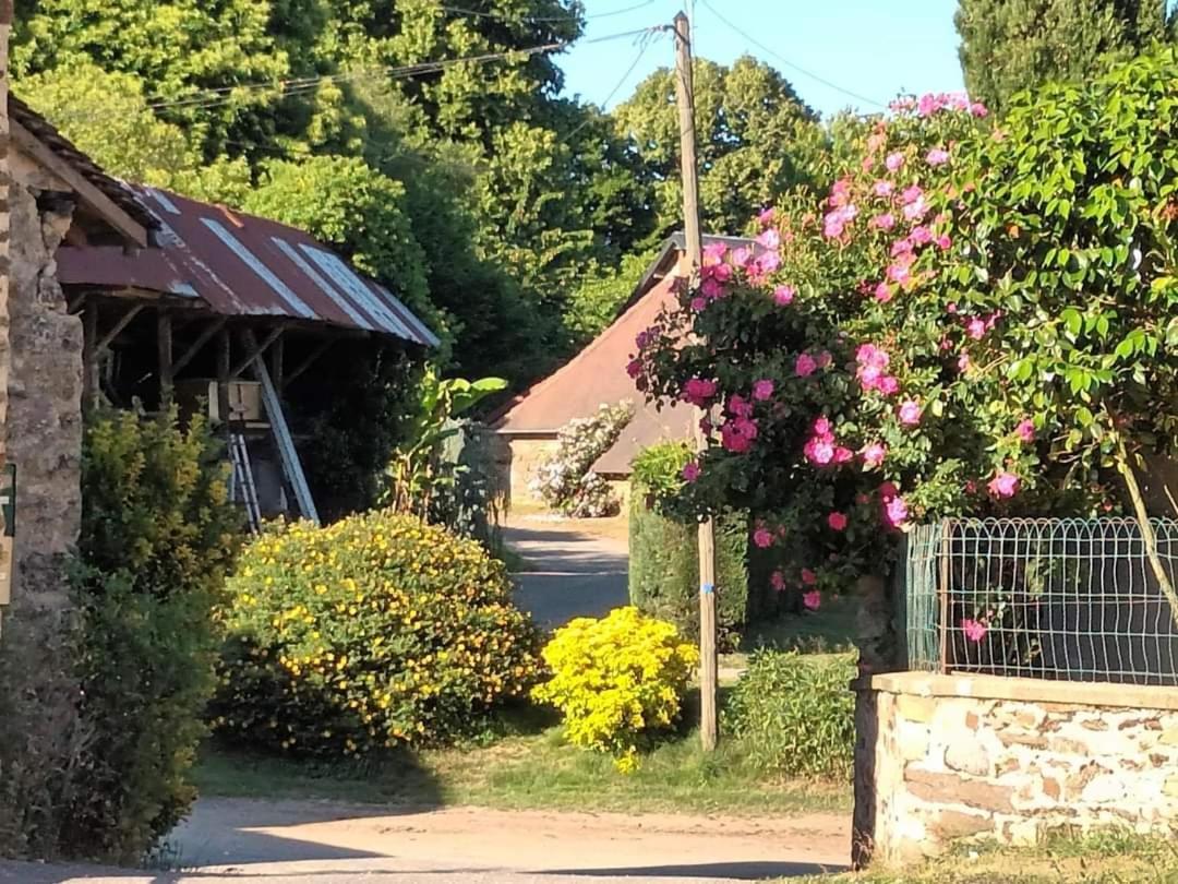 Chambre Dhotes B&B Le Figuier Benayes エクステリア 写真