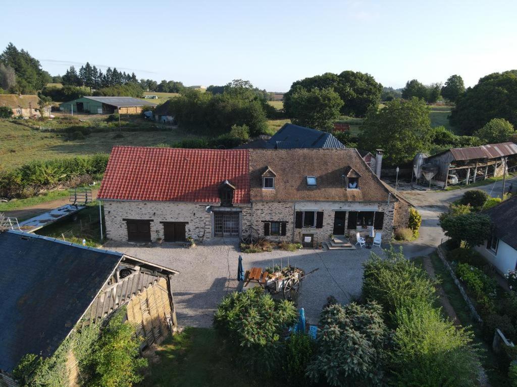 Chambre Dhotes B&B Le Figuier Benayes エクステリア 写真