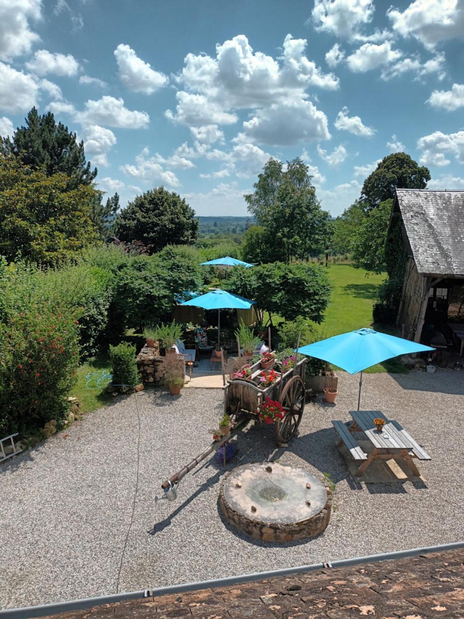 Chambre Dhotes B&B Le Figuier Benayes エクステリア 写真